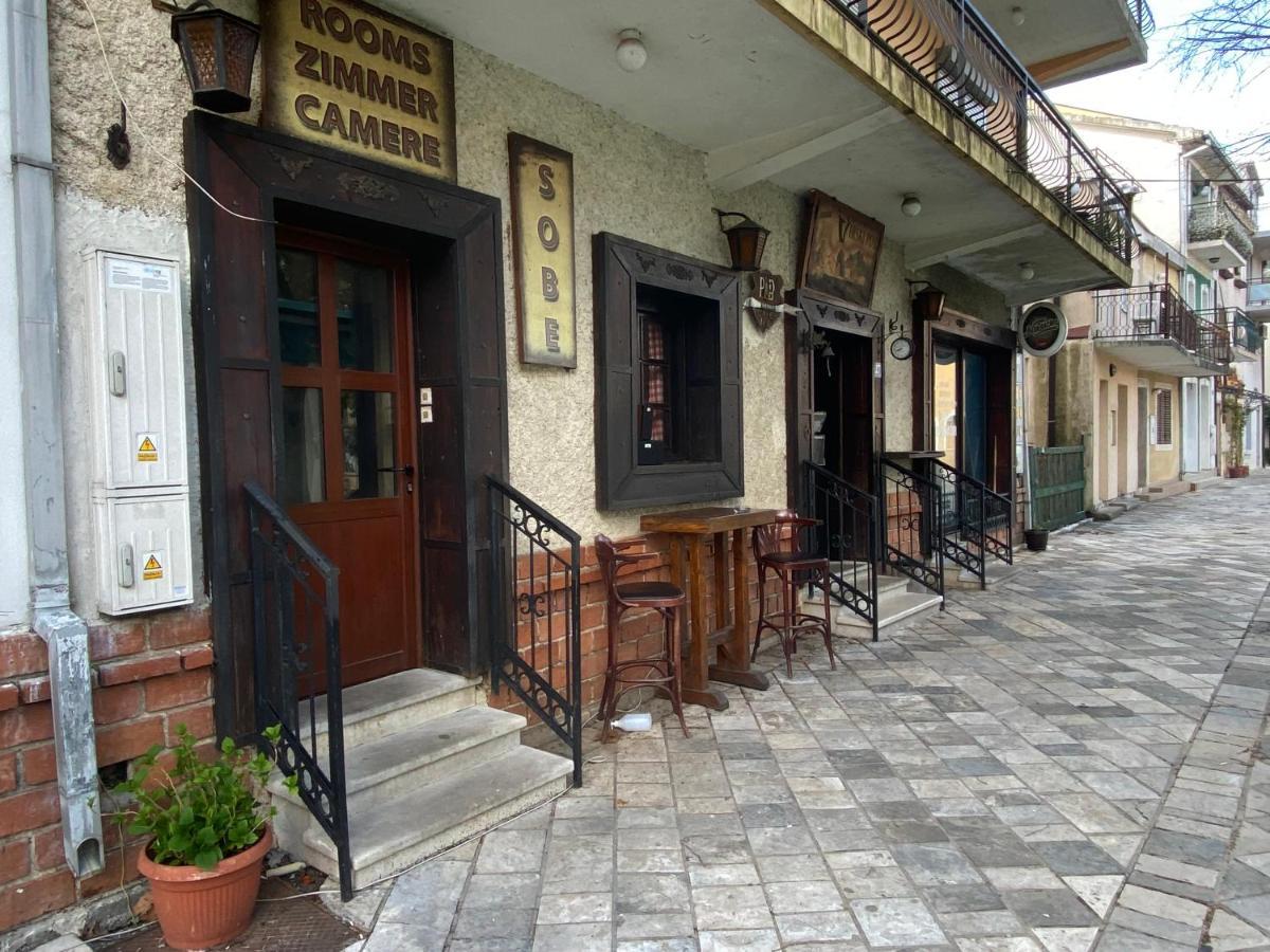 Guest House Pecurica Bar Exterior photo
